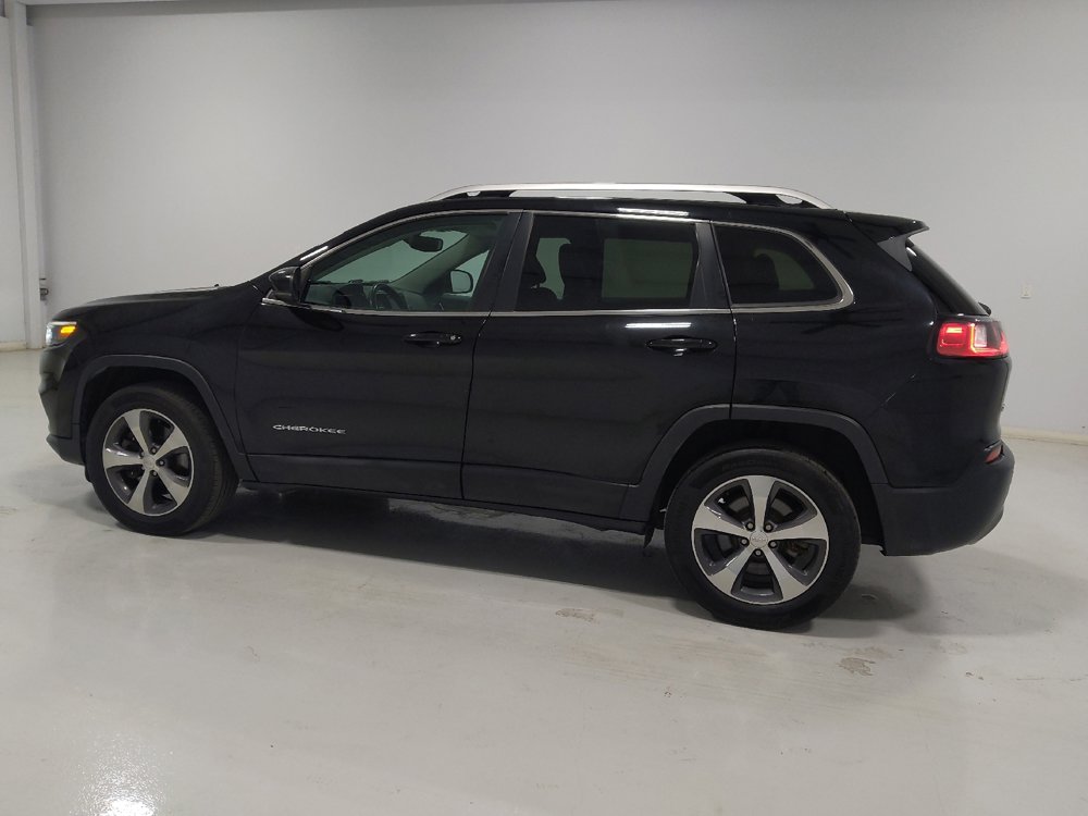Used 2019 Jeep Cherokee Limited AWD/4WD image 3