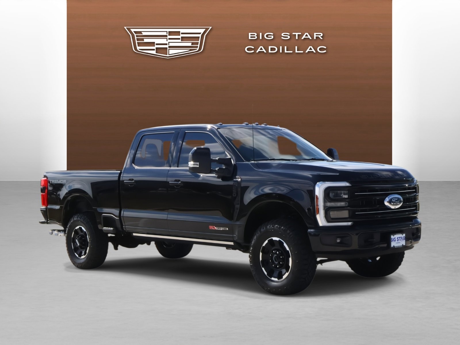 Used 2026 Ford F250 Platinum w/ Tremor Off-Road Package image 7