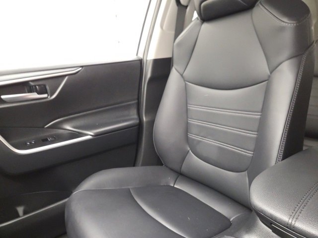 Certified 2025 Toyota RAV4 XLE Premium image 73