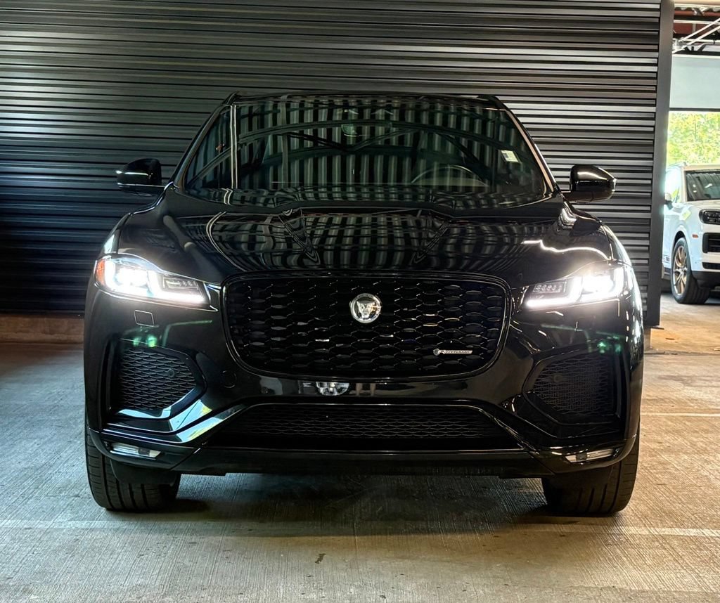 Used 2024 Jaguar F-PACE R-Dynamic S AWD/4WD image 6