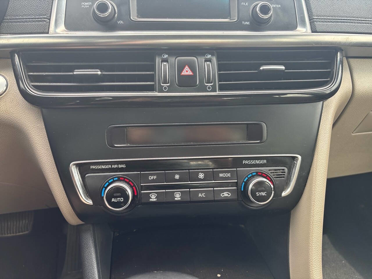 Used 2016 Kia Optima EX FWD image 32