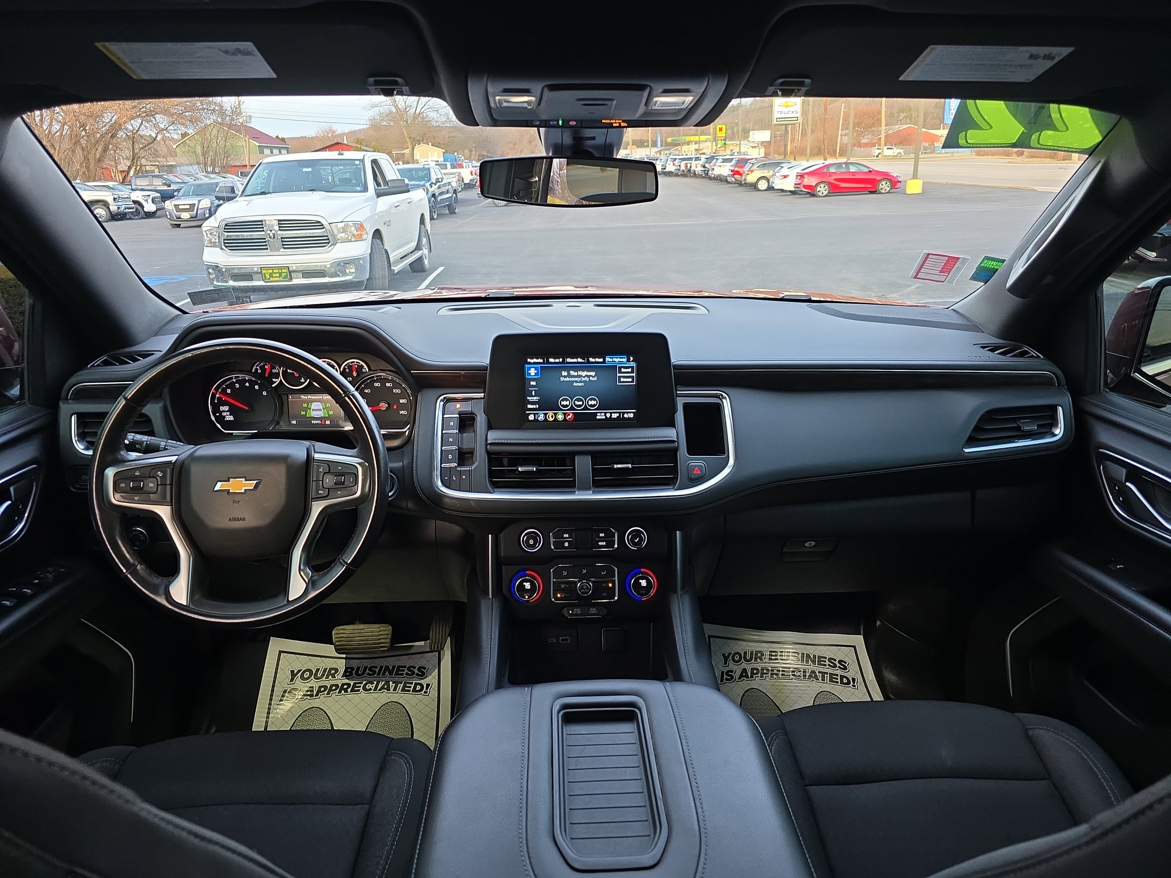 Used 2022 Chevrolet Suburban LS image 16