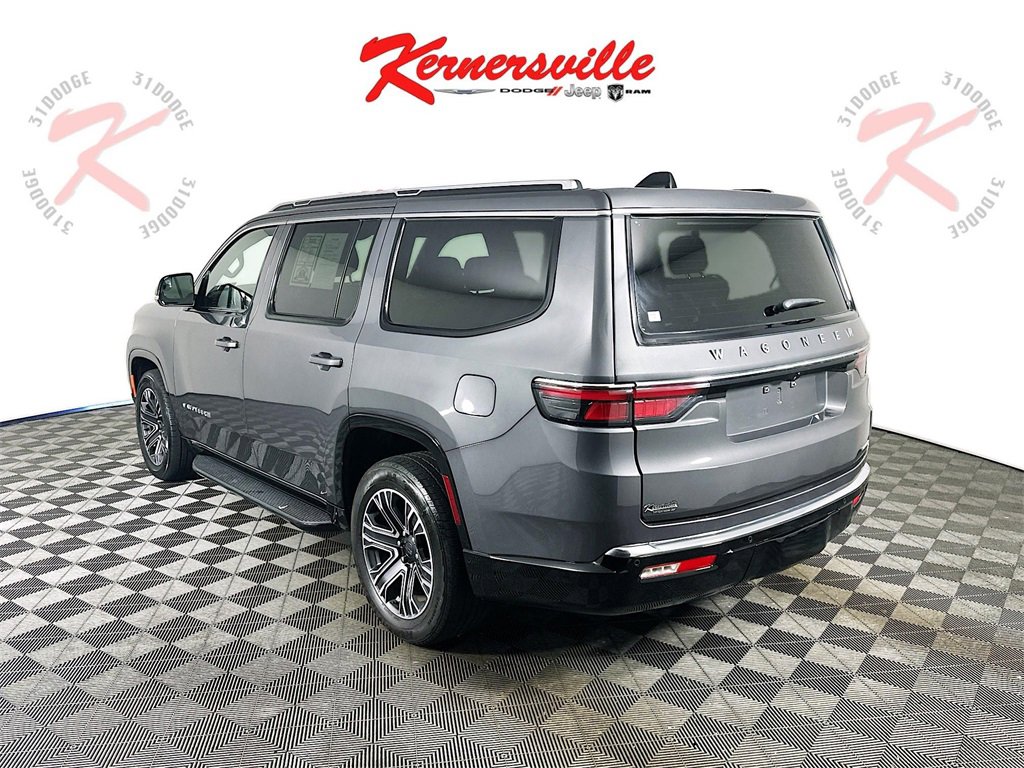 Used 2024 Jeep Wagoneer Series II w/ Flexible Seating Group image 5