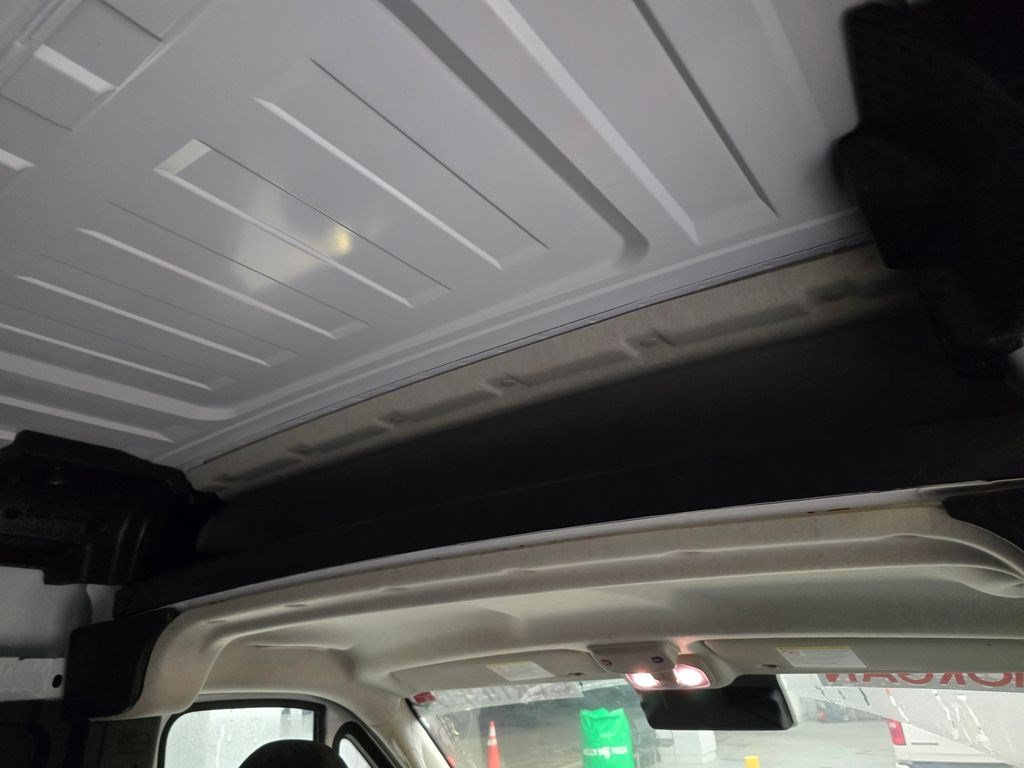 Used 2025 RAM ProMaster 2500 w/ Convenience Group FWD image 30