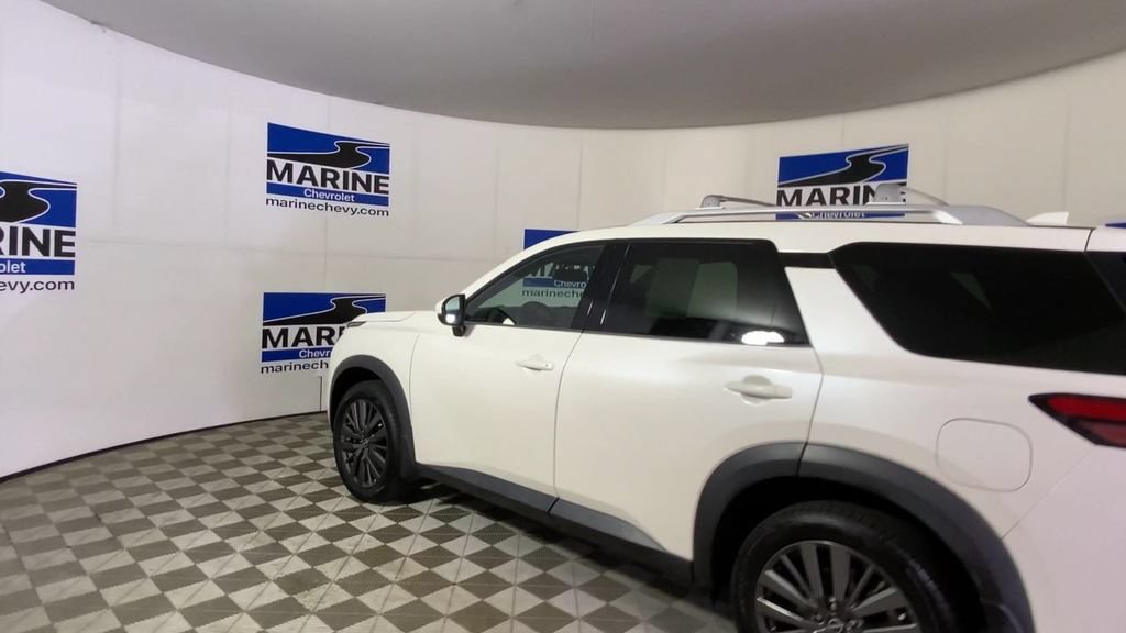 Used 2022 Nissan Pathfinder SL w/ SL Premium Package FWD image 8