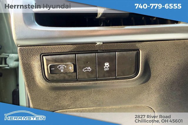 Certified 2025 Hyundai Santa Cruz SE image 15