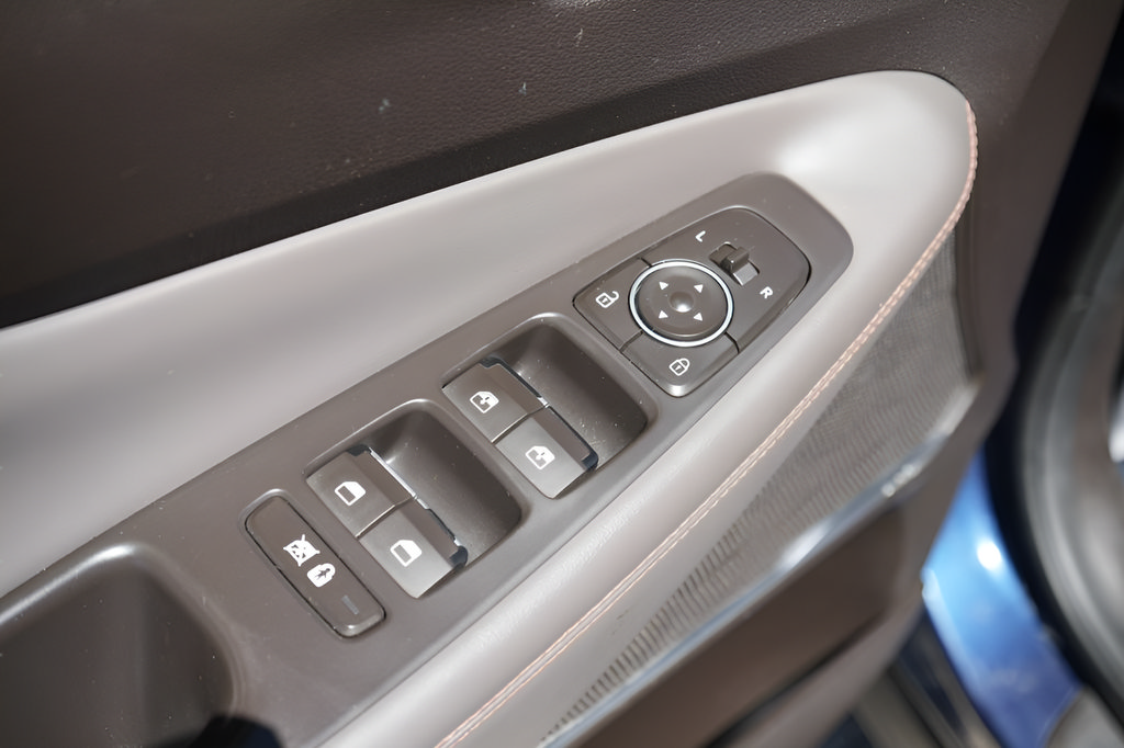 Used 2019 Hyundai Santa Fe AWD image 23