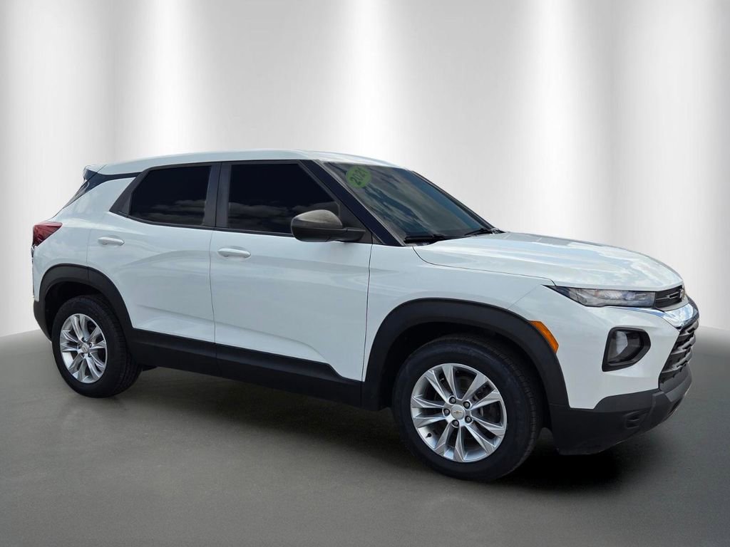Certified 2021 Chevrolet TrailBlazer LS FWD image 2