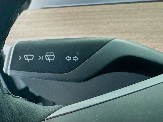 Used 2023 Tesla Model 3 Standard Range image 10