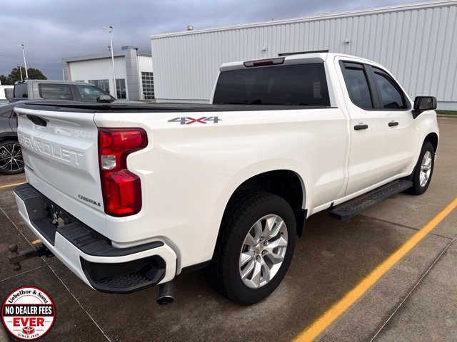 Used 2020 Chevrolet Silverado 1500 Custom w/ Custom Value Package AWD/4WD image 7