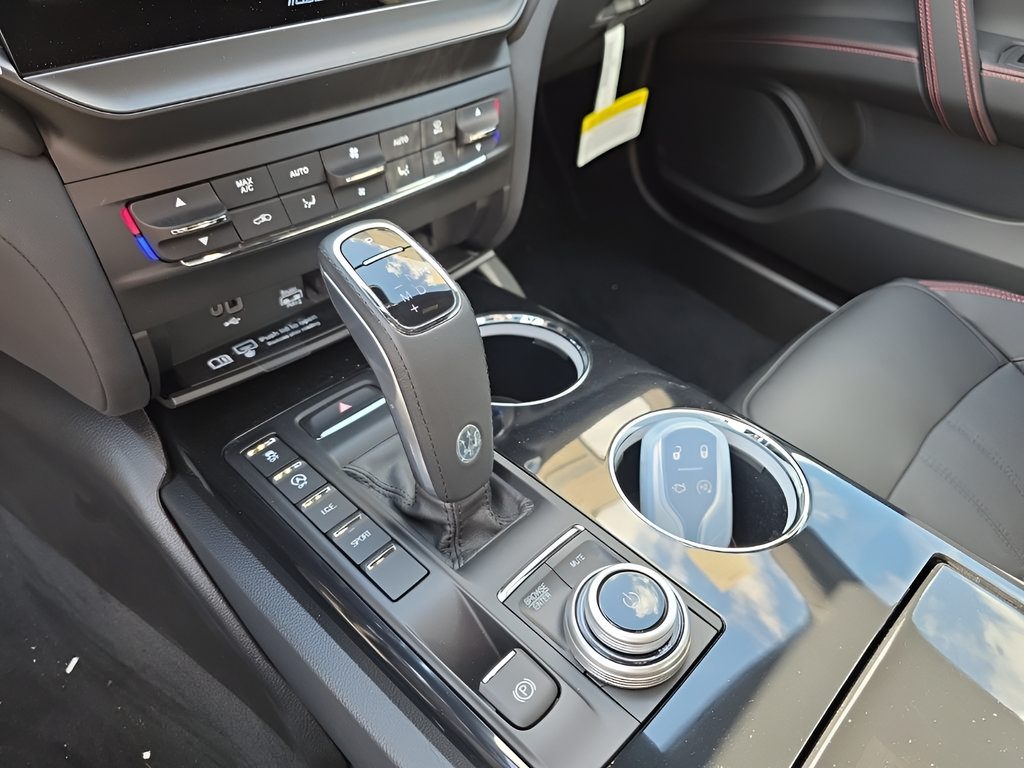 New 2024 Maserati Ghibli Modena Ultima Q4 AWD/4WD image 26