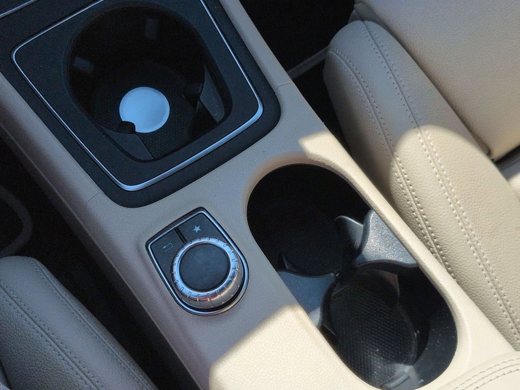 Used 2019 Mercedes-Benz CLA 250 4MATIC image 14