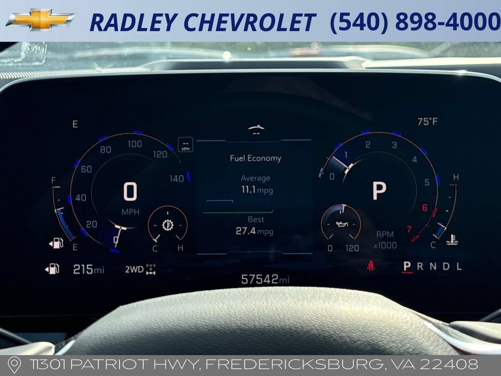 Certified 2025 Chevrolet Suburban LT AWD/4WD image 7