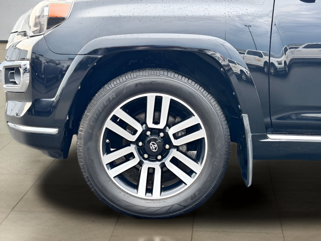 Used 2016 Toyota 4Runner Limited AWD/4WD image 38