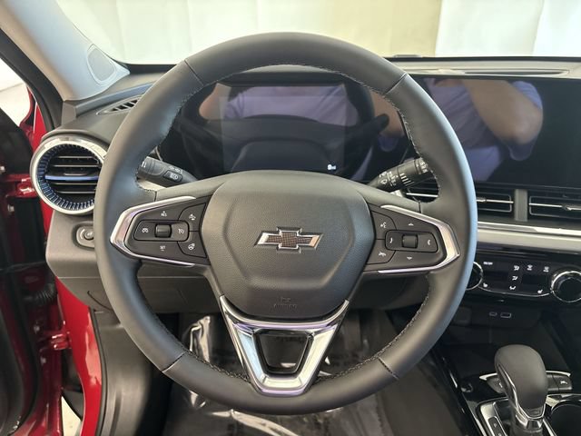 New 2026 Chevrolet Trax LT w/ Driver Confidence Package FWD image 32