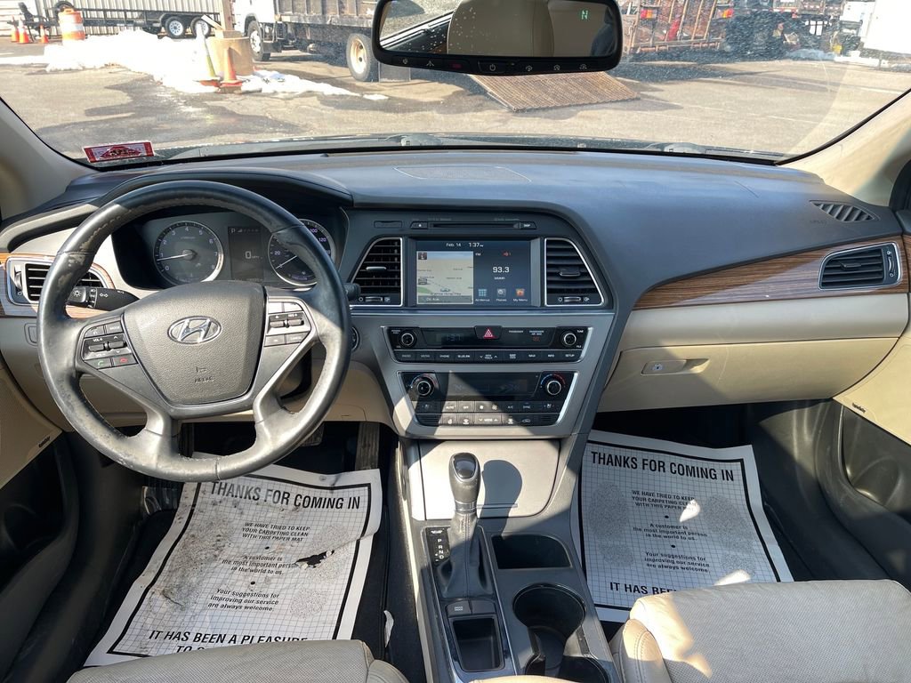 Used 2015 Hyundai Sonata Limited w/ Option Group 05 image 20