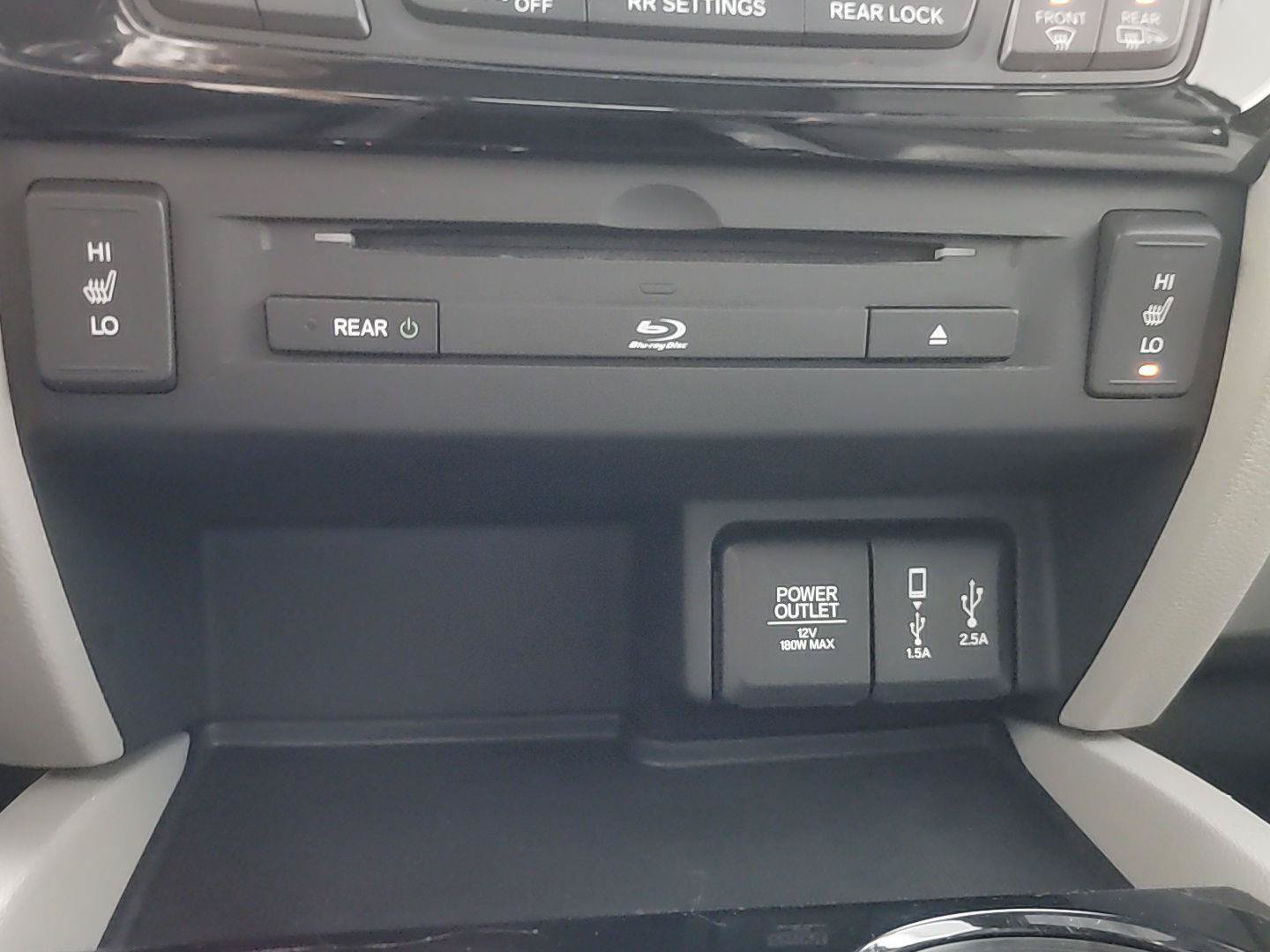 Certified 2017 Honda Pilot Touring image 35