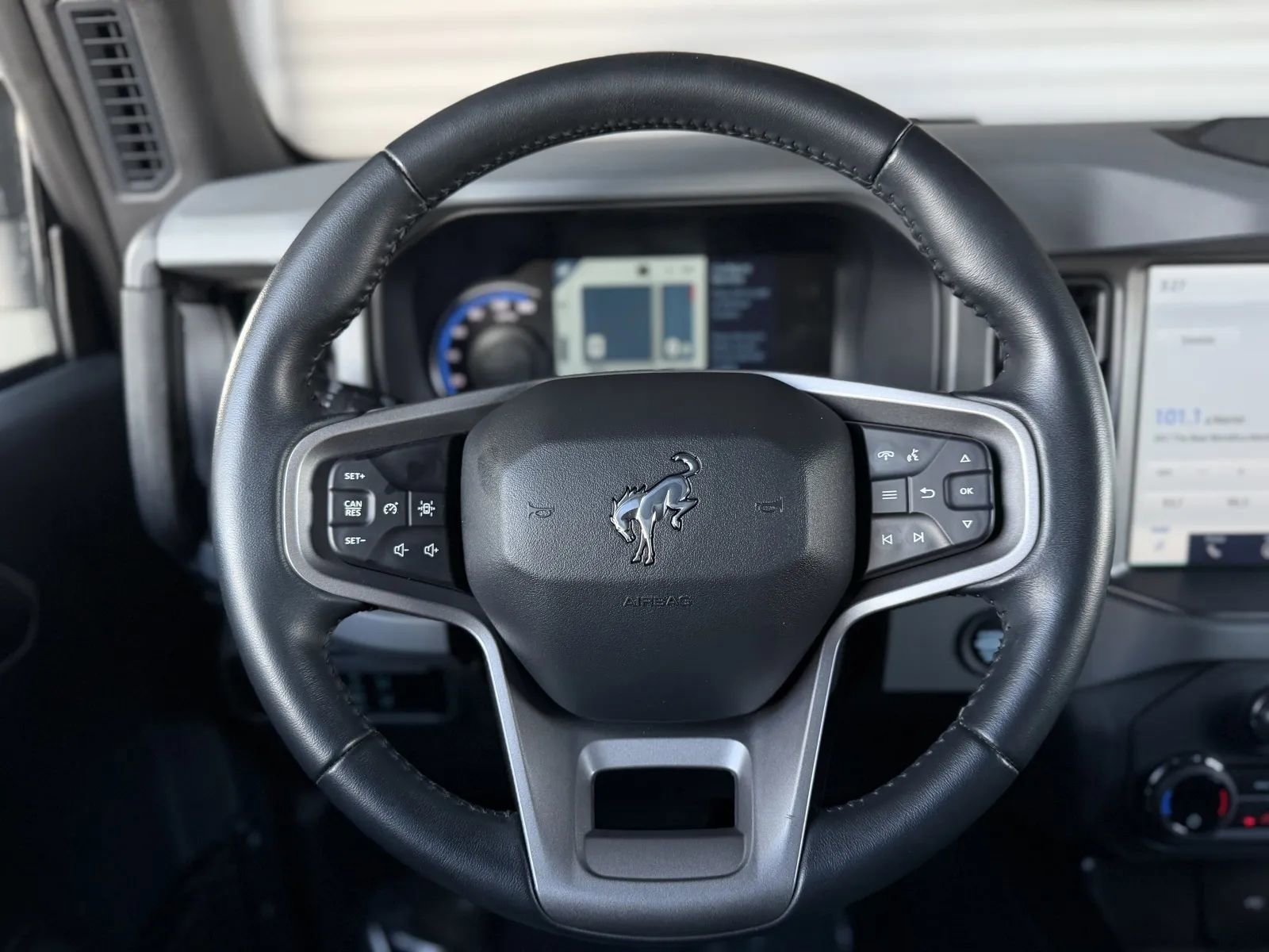 Used 2024 Ford Bronco Big Bend image 22