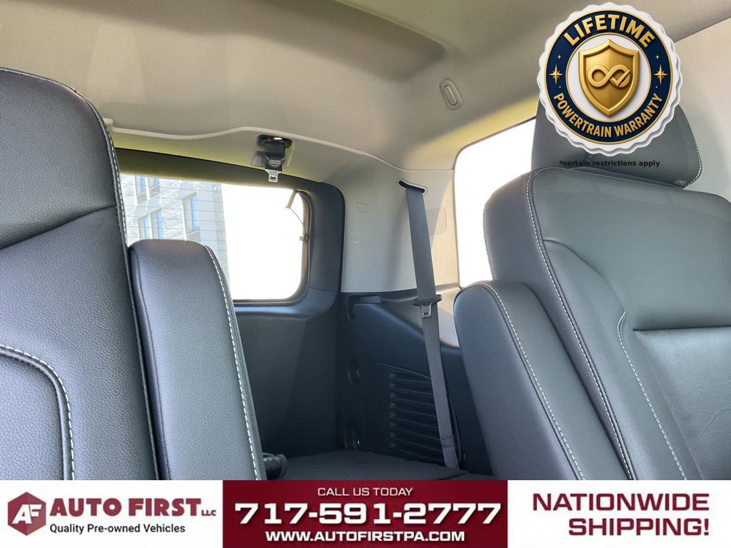 Used 2019 Chevrolet Tahoe LT w/ LT Signature Package AWD/4WD image 15