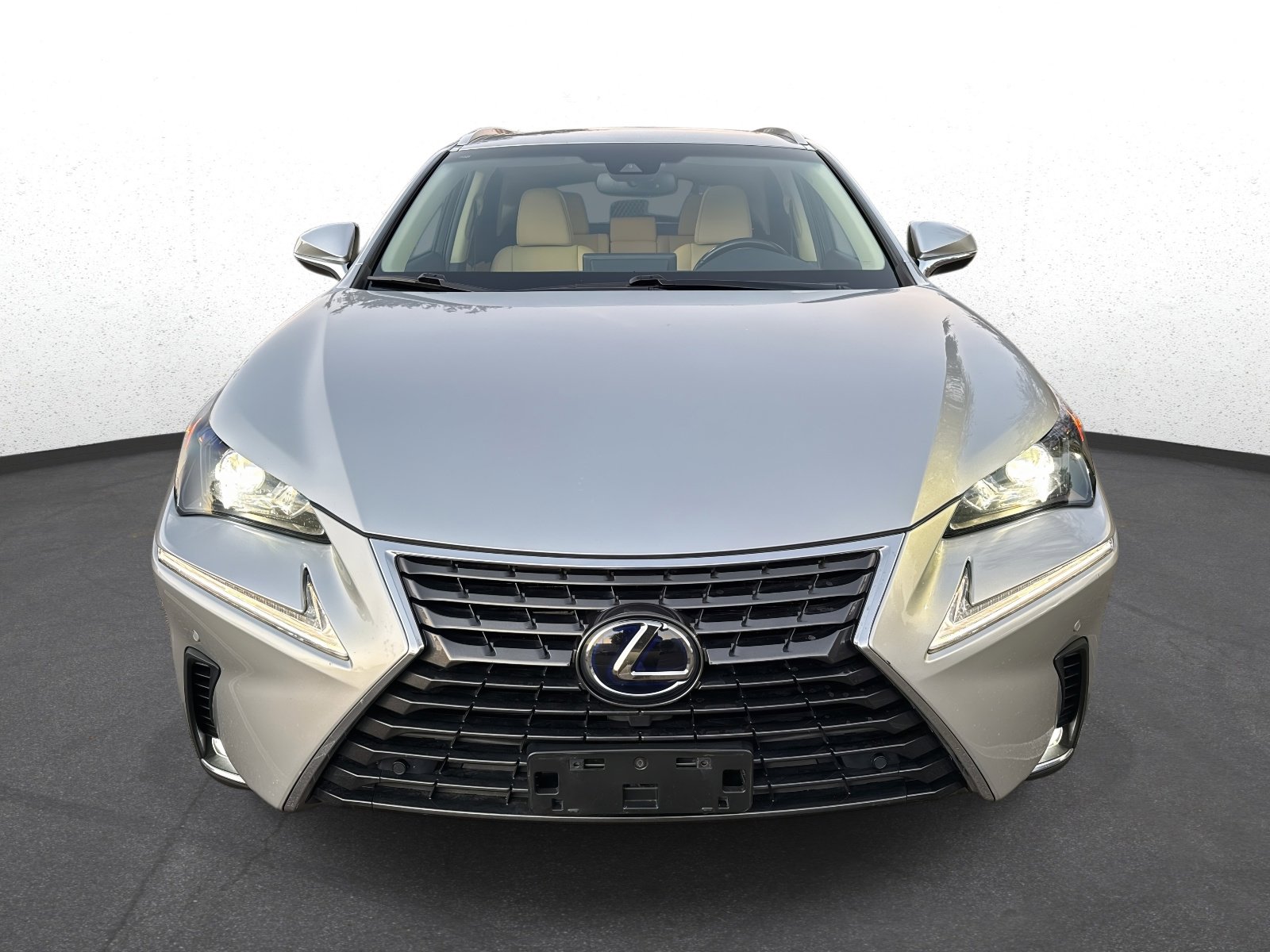 Used 2019 Lexus NX 300h image 8