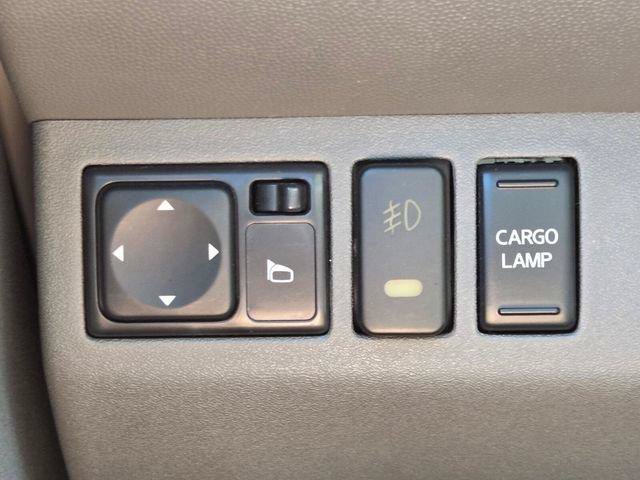 Used 2015 Nissan Frontier SV RWD image 28