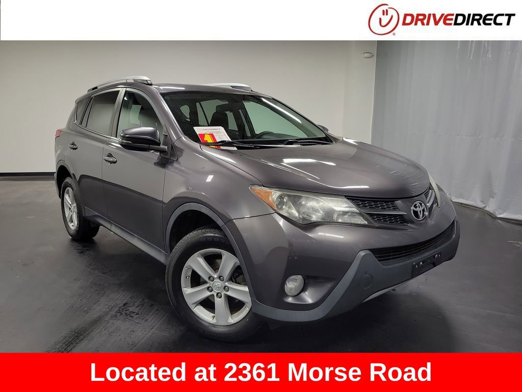 Used 2014 Toyota RAV4 XLE video 1
