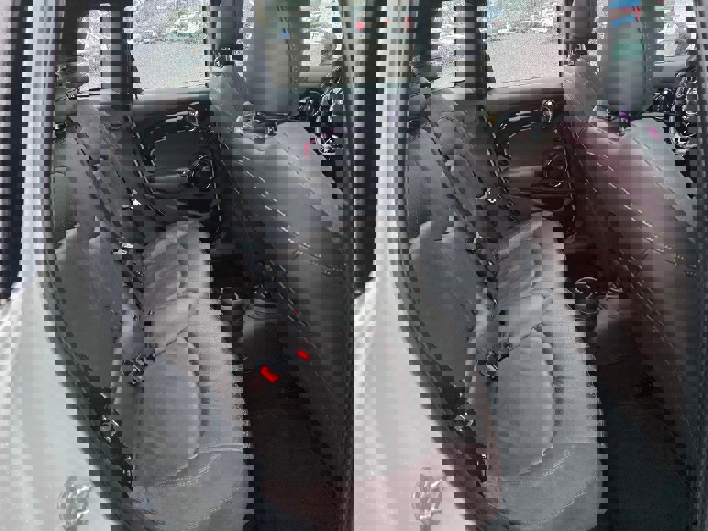 Used 2018 MINI Cooper S image 25