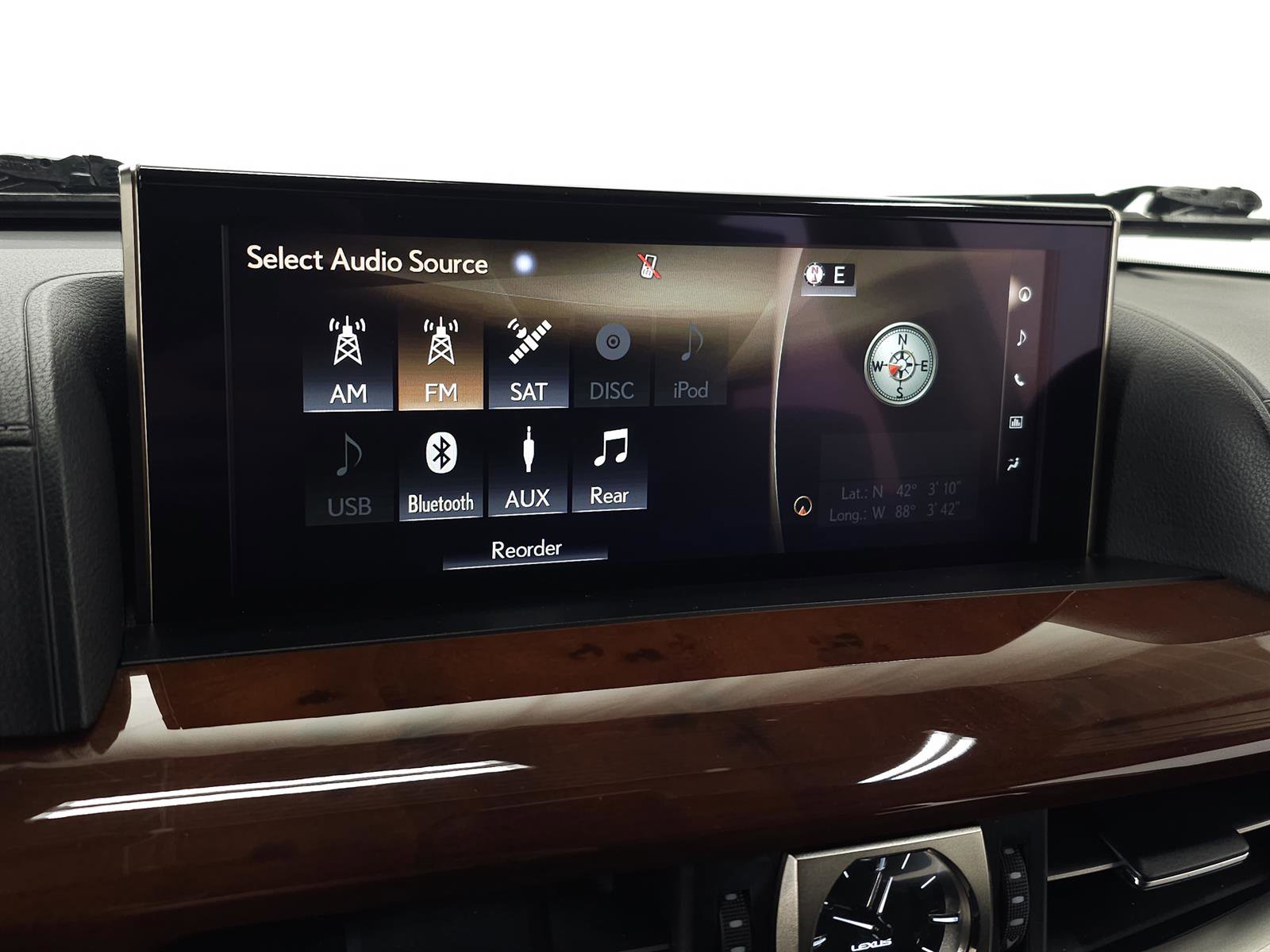 Used 2019 Lexus LX 570 4WD image 31