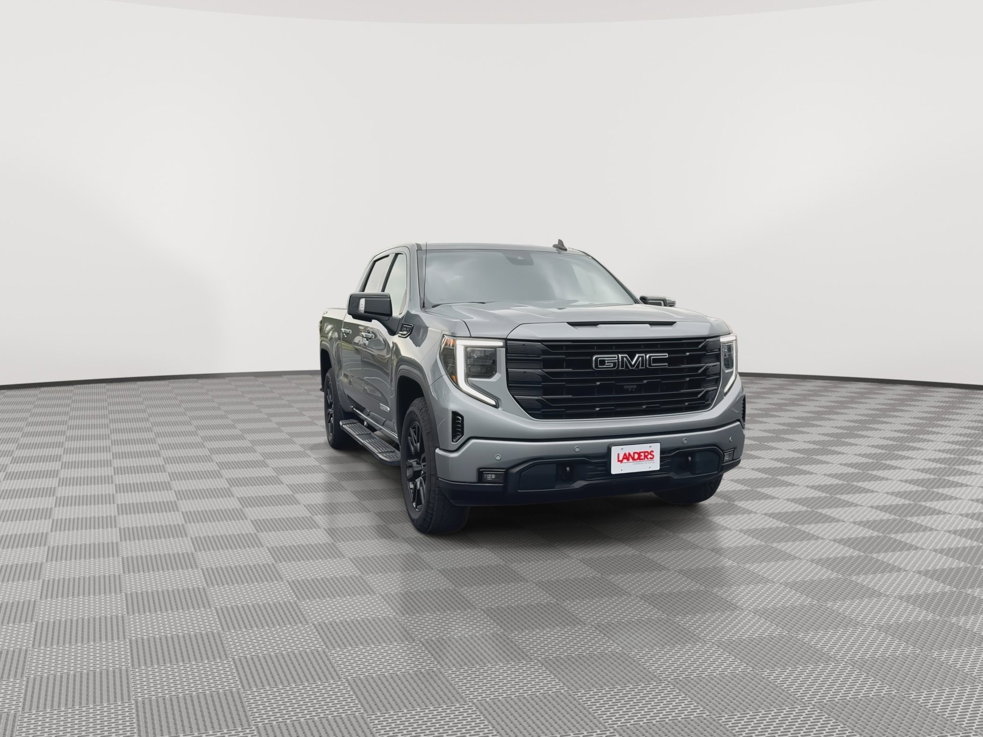 Used 2024 GMC Sierra 1500 Elevation w/ Elevation Premium Package AWD/4WD image 3