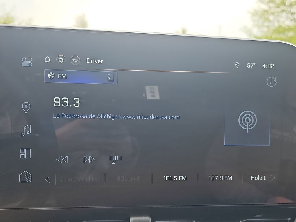 Used 2025 Chevrolet Equinox LT AWD/4WD image 21