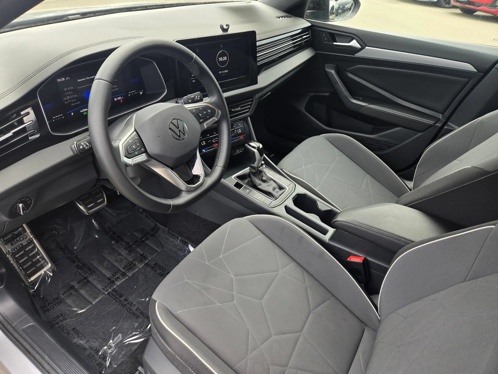 Used 2025 Volkswagen Jetta Sport FWD image 14