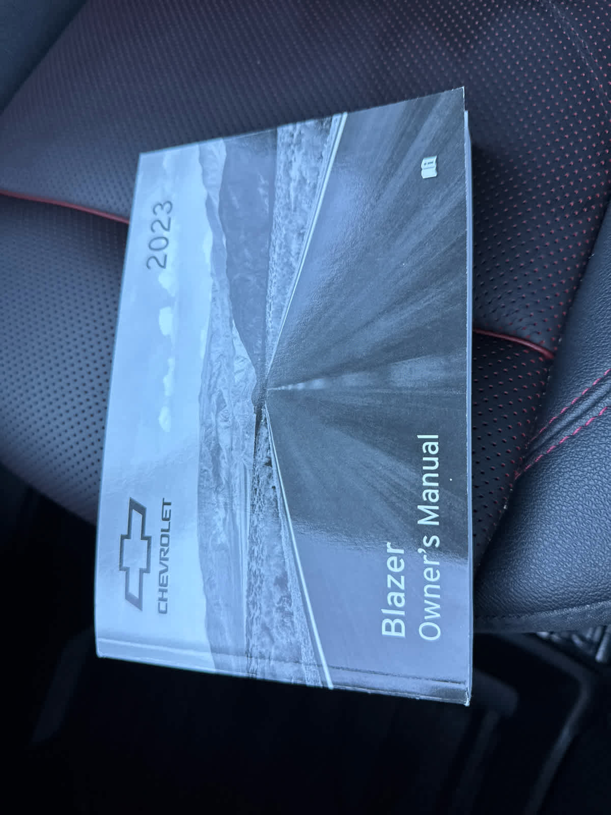 Certified 2023 Chevrolet Blazer RS w/ Driver Confidence II Package image 31