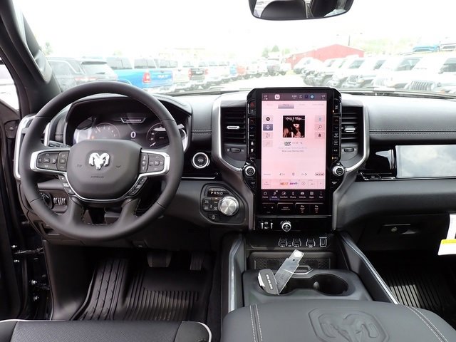 New 2025 RAM 1500 Laramie image 14