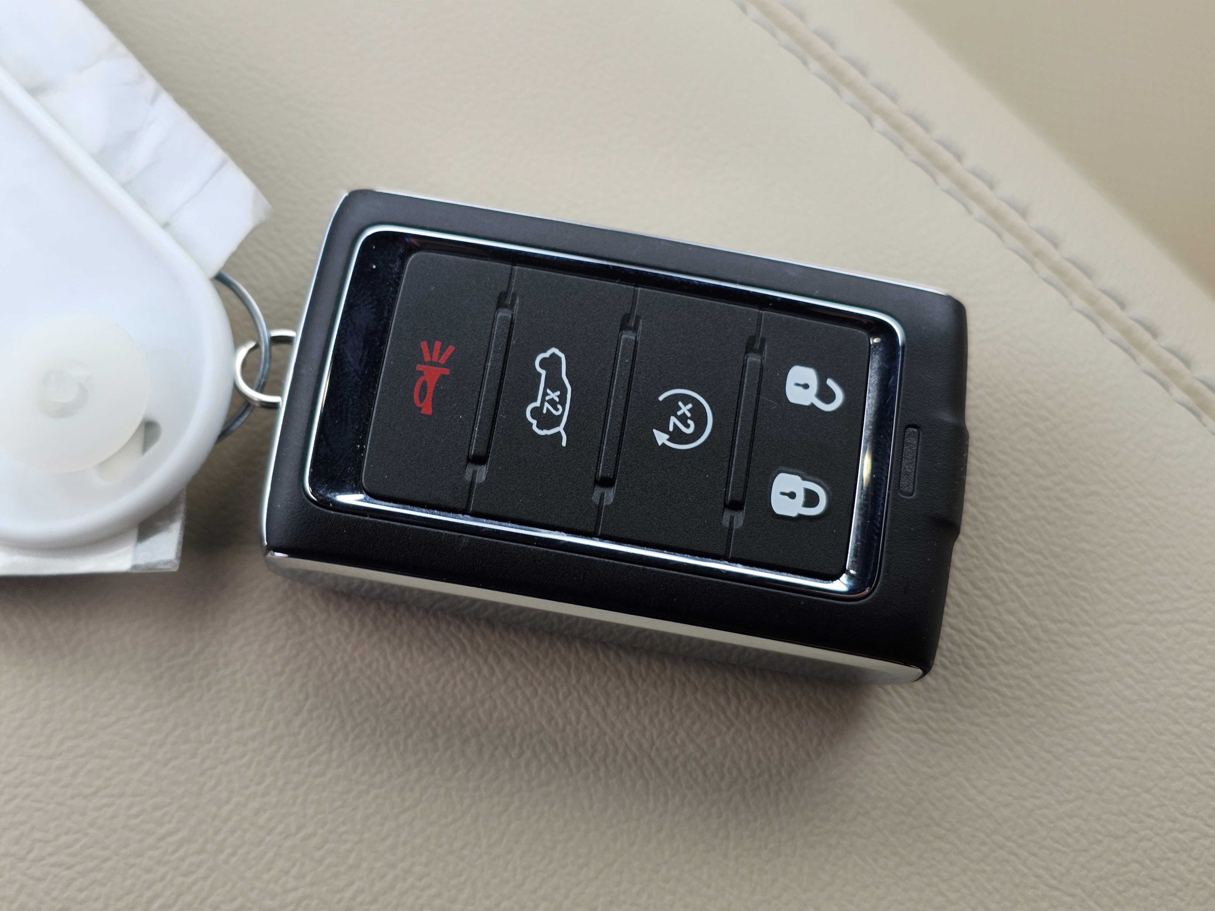 New 2025 Jeep Grand Cherokee Limited w/ Luxury Tech Group II image 30