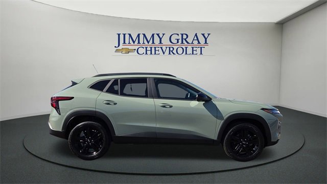 New 2026 Chevrolet Trax ACTIV w/ Sunroof Package image 2