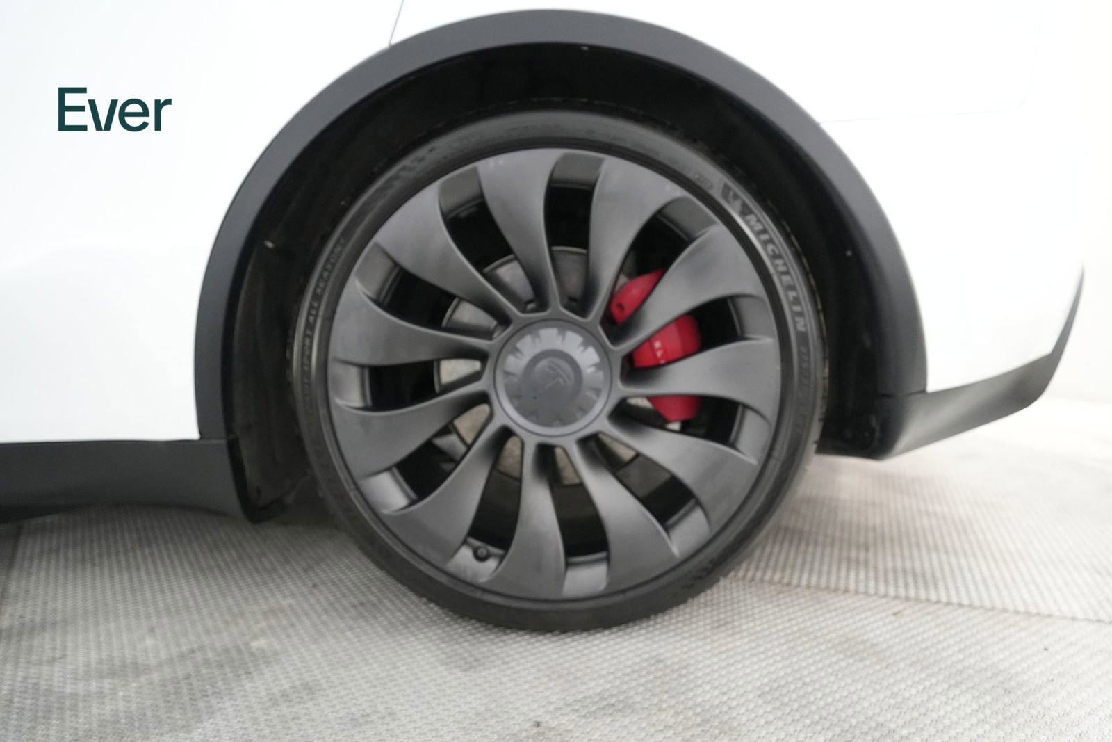 Used 2022 Tesla Model Y Performance image 9