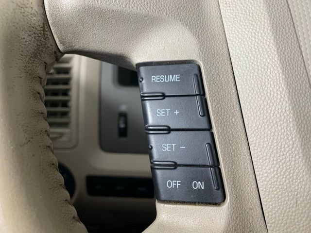 Used 2008 Ford Escape 4WD Hybrid image 27
