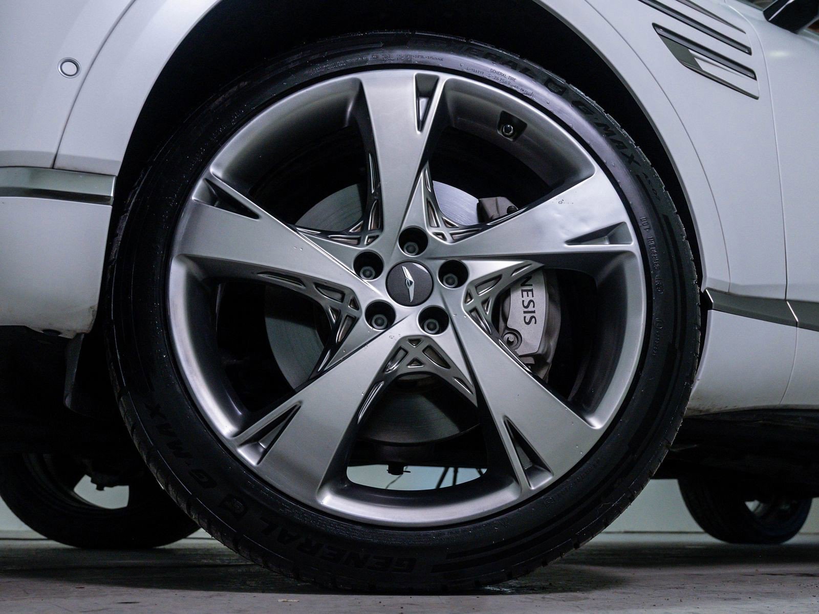 Used 2024 Genesis GV80 3.5T w/ Prestige Matte Package image 6