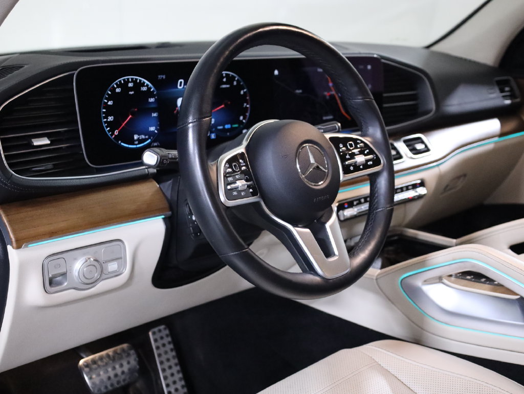 Used 2023 Mercedes-Benz GLS 450 4MATIC w/ AMG Line Exterior image 38