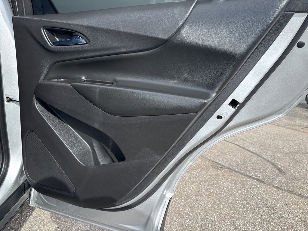 Used 2020 Chevrolet Equinox LT image 29