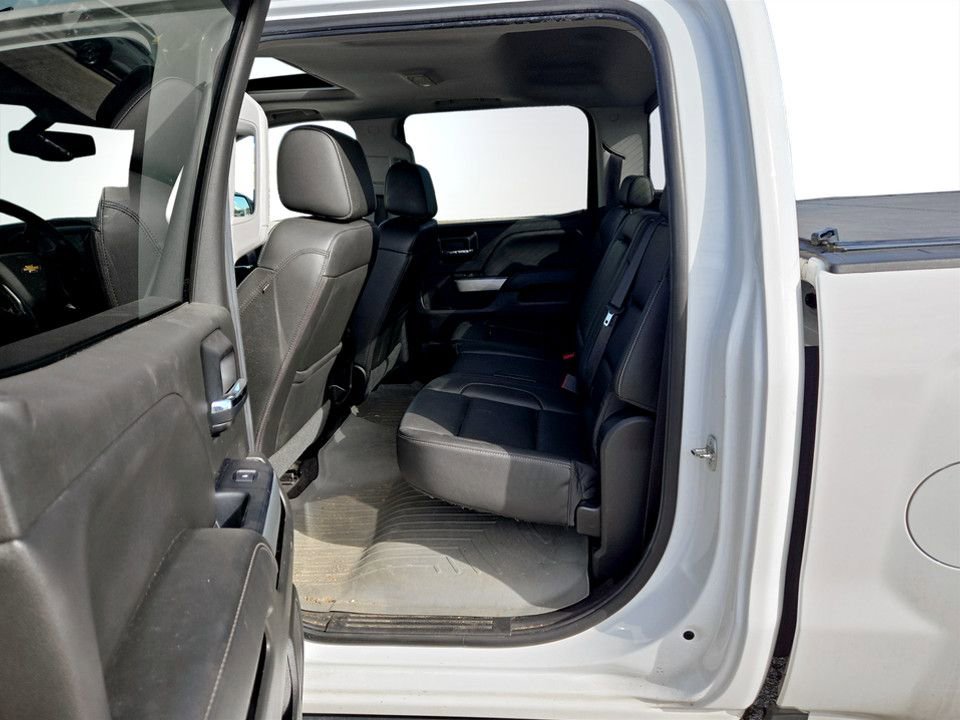 Used 2018 Chevrolet Silverado 1500 LTZ Z71 w/ Redline Edition image 28