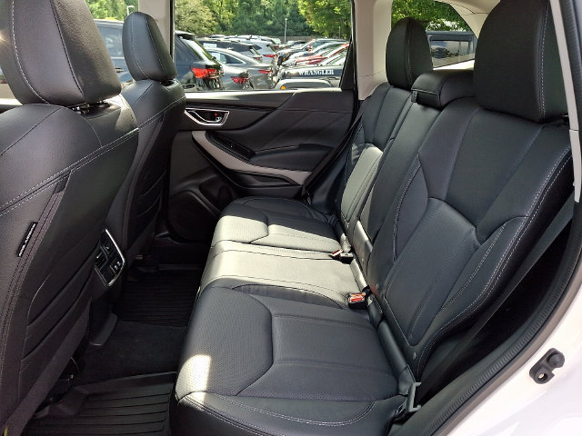 Used 2023 Subaru Forester Limited AWD/4WD image 10