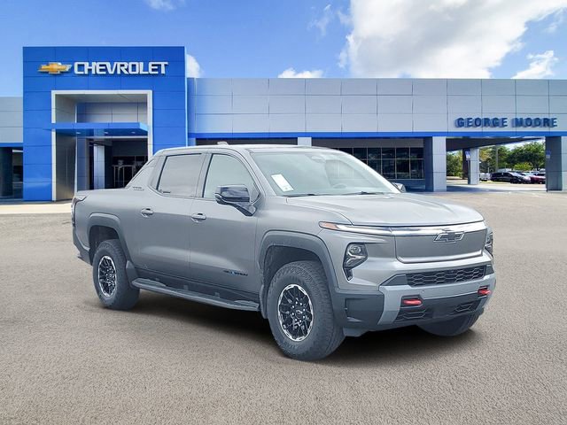 New 2026 Chevrolet Silverado EV Trail Boss w/ LPO, Gameday Tailgate Package