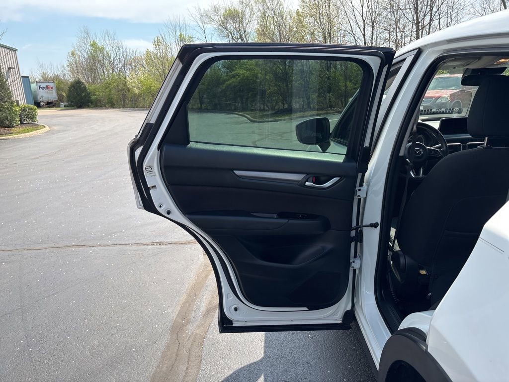 Used 2019 MAZDA CX-5 Sport FWD image 30