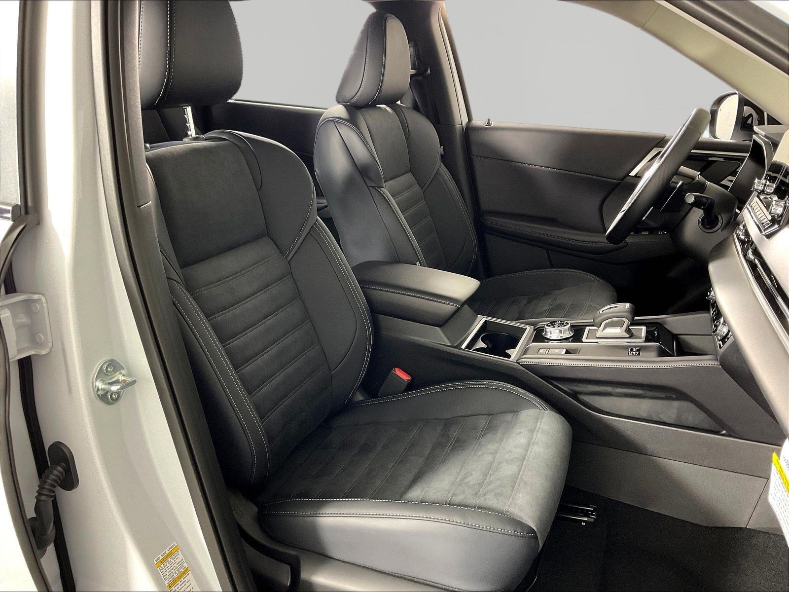 New 2026 Nissan Rogue SL AWD/4WD image 17