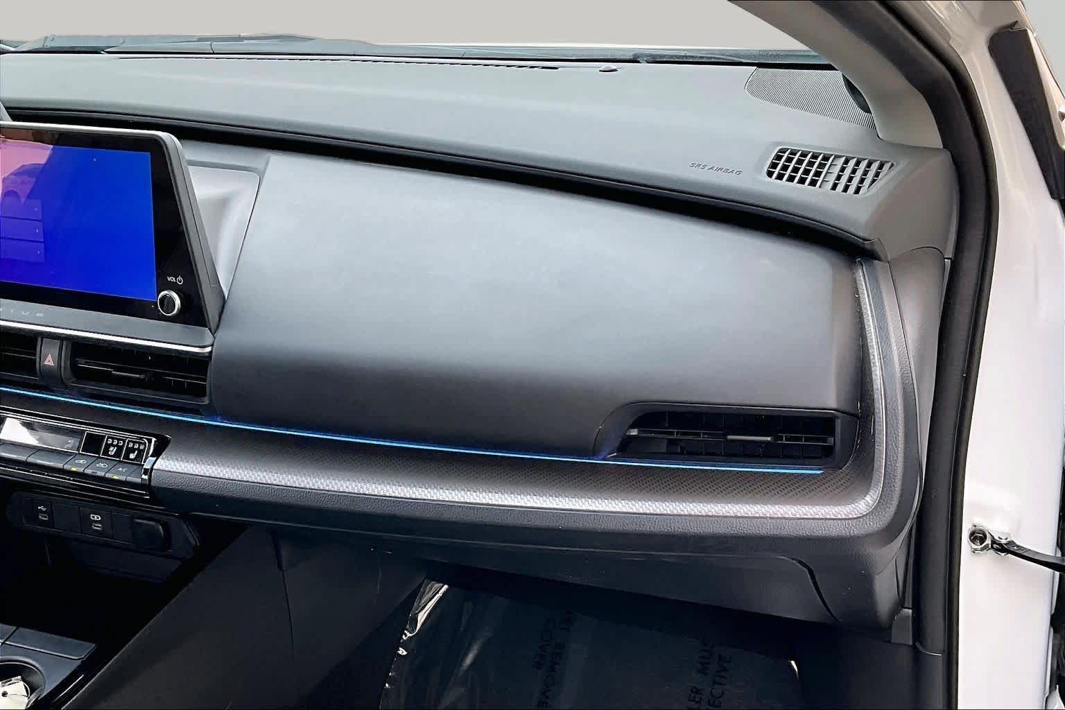 Used 2024 Toyota Prius Limited FWD image 19