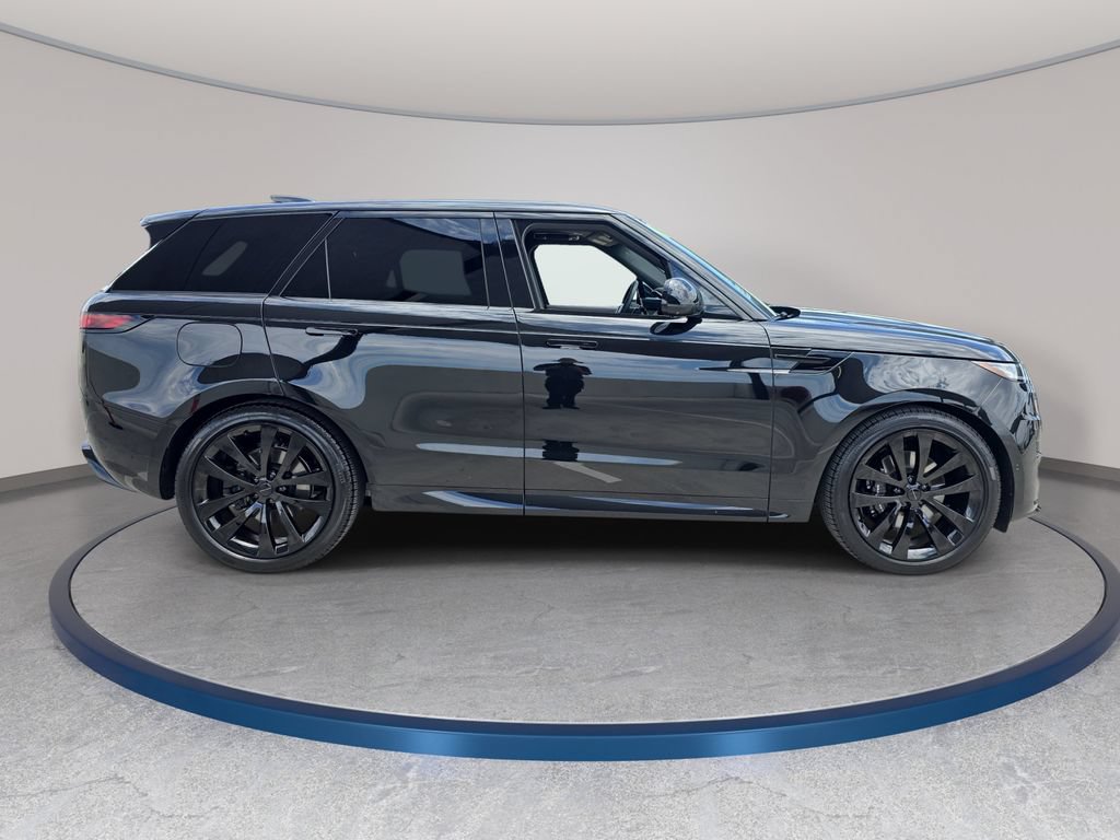 Certified 2026 Land Rover Range Rover Sport Dynamic SE AWD/4WD image 5