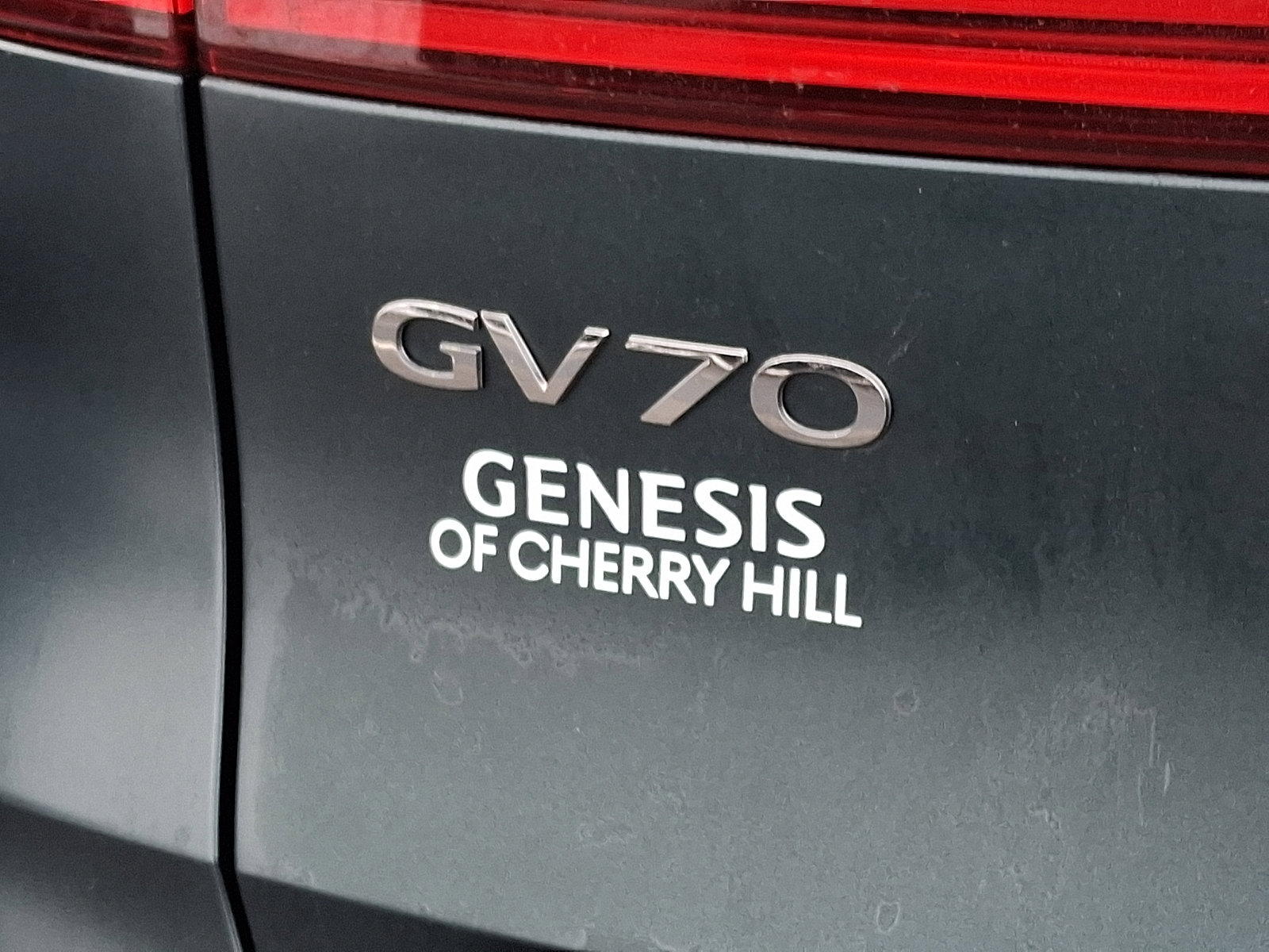 Certified 2023 Genesis GV70 2.5T w/ Sport Prestige Package image 31