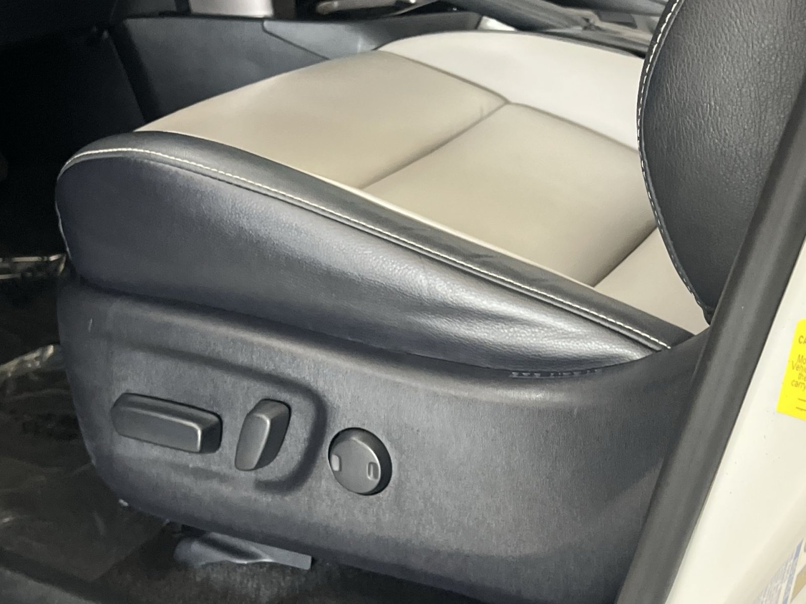 Used 2017 Toyota RAV4 Limited w/ Advanced Technology Package AWD/4WD image 13
