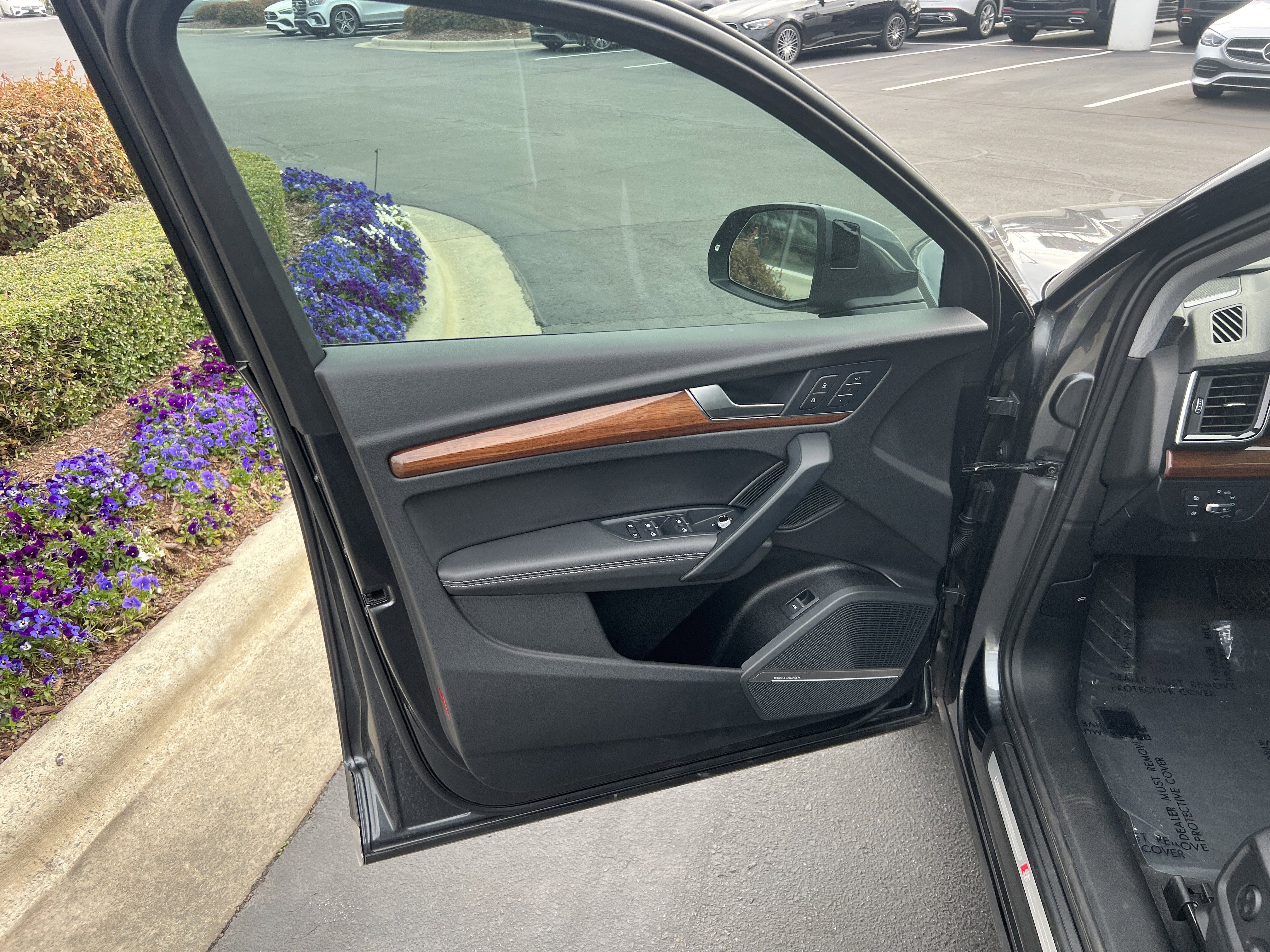 Used 2023 Audi Q5 2.0T Premium Plus w/ Premium Plus Package image 14